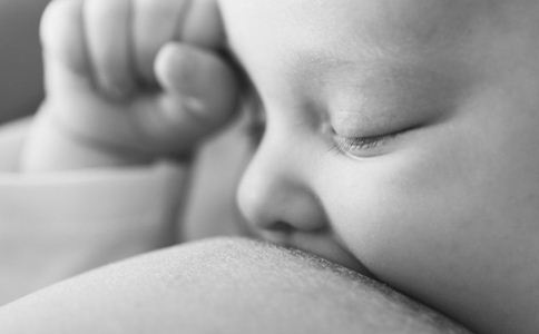 哺乳期涨奶怎么办 这些妙招拿走不谢
