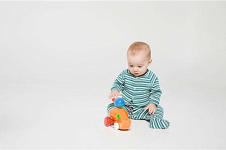 关姓男孩起名大全 关姓好听的名字推荐