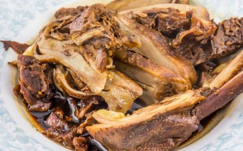 中秋节要吃些什么 中秋节吃什么传统食品