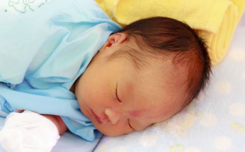 第一次喂奶怎么开奶 提前掌握3要点