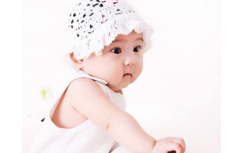 何姓小孩好名字大全