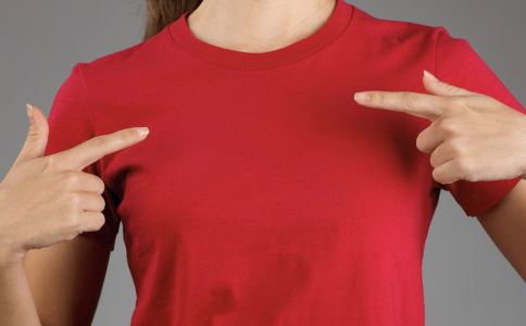 女性乳房有硬块别担心 三种情况属正常现象