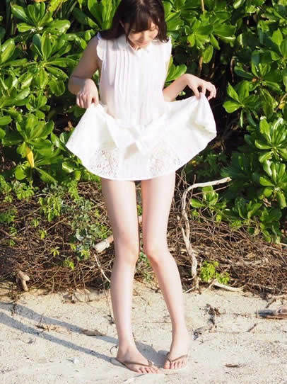 桥本有菜资料简介：长腿萌妹桥本有菜三围和作品图