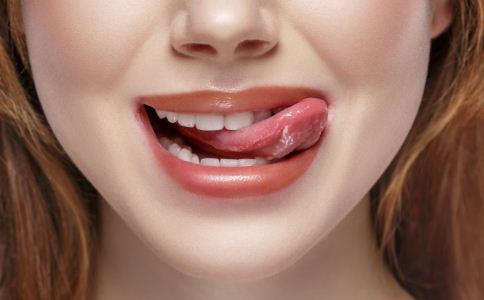 脸上出现雀斑怎么办 试试这六种祛斑的方法