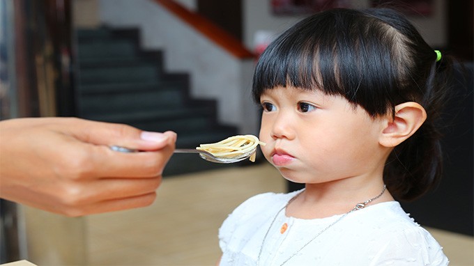 孩子不吃饭怎么办