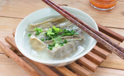 卵泡期容易受孕吗 吃什么能促进卵泡发育