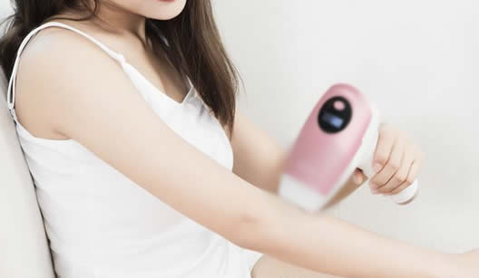 女人光子脱毛照片：7个方法女人可以偷偷全身脱毛