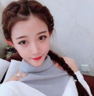 小伊伊个人资料简介:结婚前夕直播被封现场崩溃!