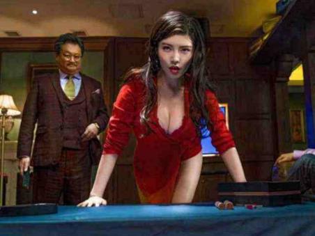 徐冬冬的胸有多大 徐冬冬与柳岩相比谁更胜一筹呢