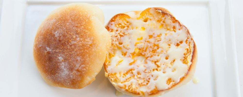 男孩吃面包身亡 异物卡喉急救方法别做错