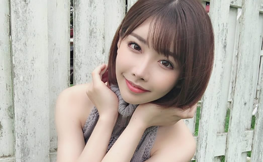 深田咏美个人资料简介：小美女深田咏美作品美照