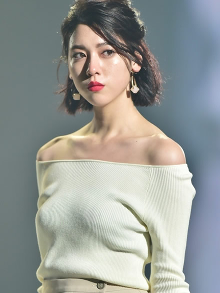 周杰伦新歌女主私照:三吉彩花又美又A忍不住被撩到 周杰伦新歌女主私照:三吉彩花又美又A忍不住被撩到