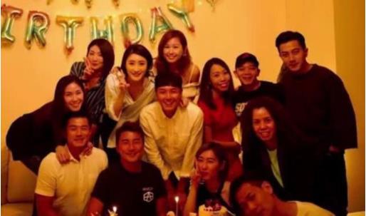 刘恺威与汤洛雯秘密拍拖真的假的 汤洛雯详细资料被扒出