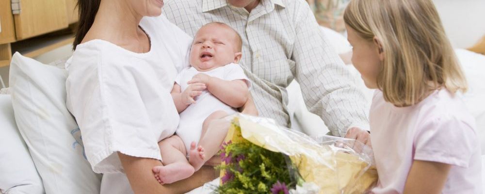 新生儿脐带护理的七个注意事项 快收藏起来