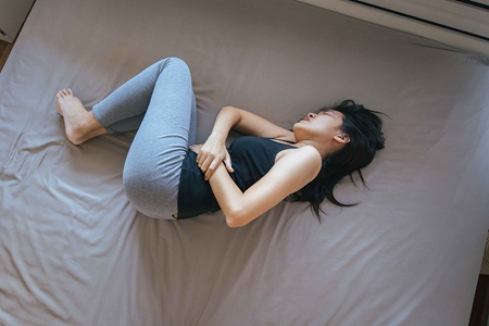 月经提前是什么原因，女性妇科预防的三个方法