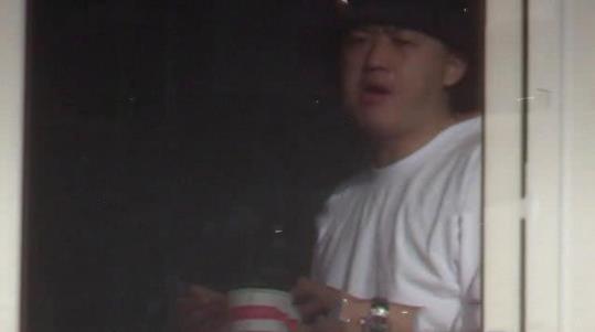 包贝尔欠债不还是真的吗 包贝尔为何欠债不还？