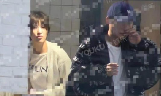 文章与美女车内拥吻怎么回事？神秘美女正面照曝光