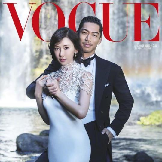 林志玲Akira封面上热搜了 这到底是怎么回事