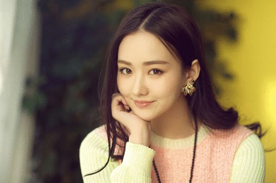 黄馨瑶个人资料简介及照片：黄馨瑶撞脸郑爽事件始末