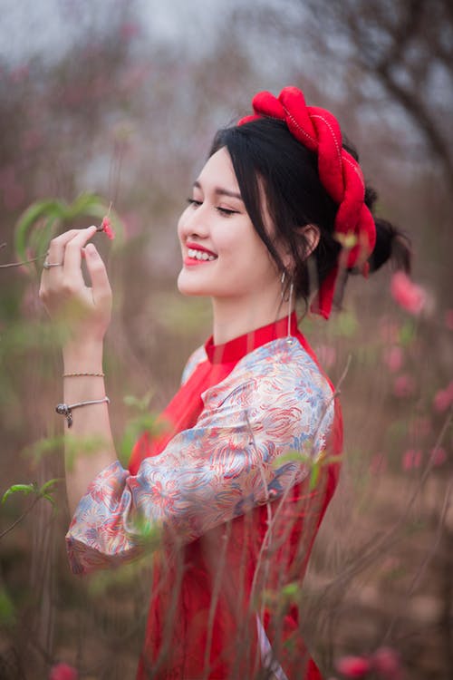 产后如何让乳房变大 这么做丰胸效果好