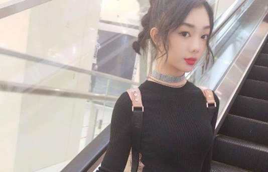 李紫婷是泰国人吗：李紫婷个人资料及照片身材真好