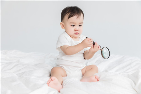 小孩烂嘴角有妙招 小孩子烂嘴角怎么办