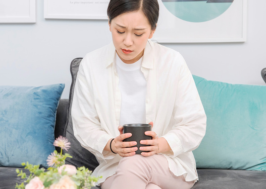 剖腹产后肠粘连一般发生在什么时候 剖腹产后肠粘连一般发生在什么时候