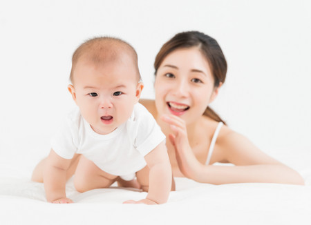 2段奶粉和3段奶粉区别 奶粉2段换3段注意事项