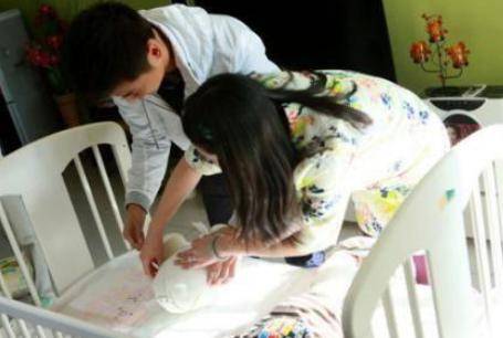 要想产后恢复得好,坐月子宝妈尽量不做哪些事情?