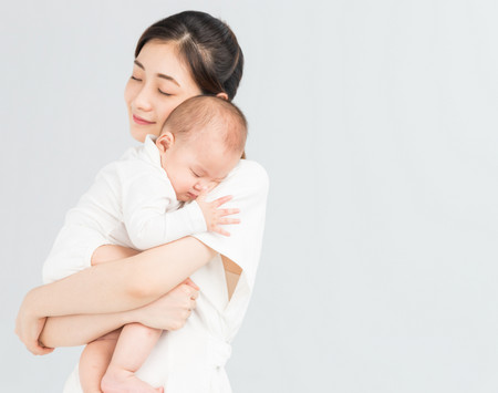 宝宝受凉后吐奶怎么办