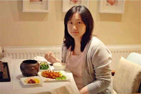 女性生完孩子别只想着给宝宝喂奶 做好产后恢复至关重要
