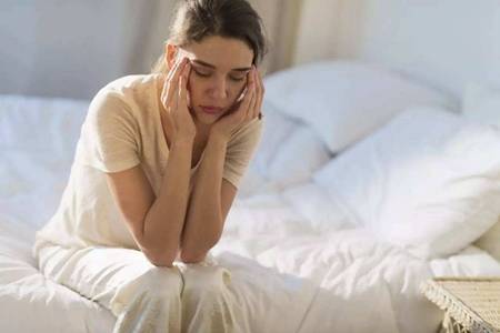 女性如何自我排除宫外孕,宫外孕的六个症状表现