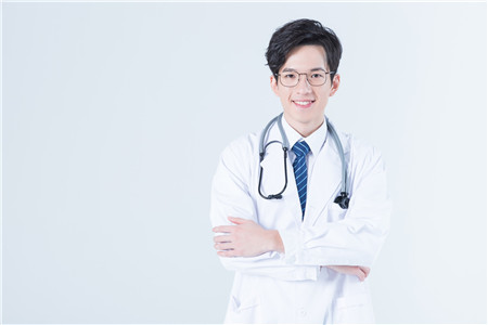 女性同房疼痛并有少量出血怎么回事啊3 女性同房疼痛并有少量出血怎么回事啊