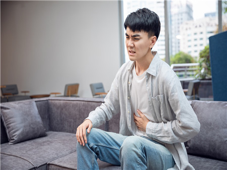 尿结石是哪里痛