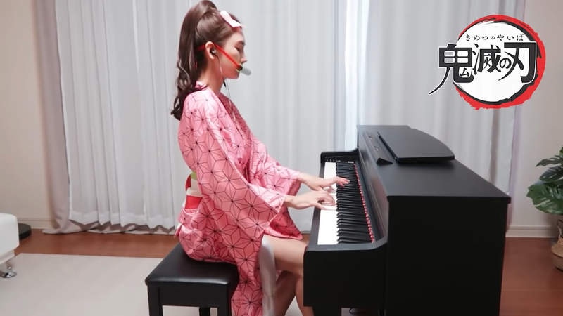 最近网络上最火红的youtuber，不是花了多少钱开箱了多少东西，也不是分享生活，而是有才艺有身材的正妹最受网友喜欢，其中最厉害的一门表演就是音乐，今天跟大家分享的这位韩国钢琴小姐姐「imleezy86」，就是近期颇受网友关注的一位网络正妹，她不仅仅超正而且身材好，重点是她还弹得一手好琴呢
