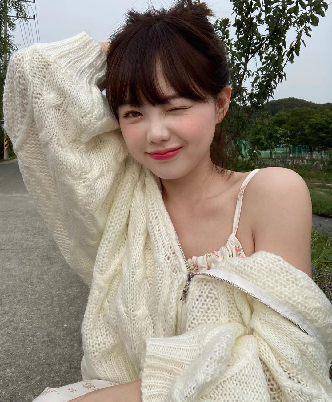 韩国合法萝莉「홍영기」稚嫩童颜宛如小学生 前凸后翘「丰满身材」肉感十足