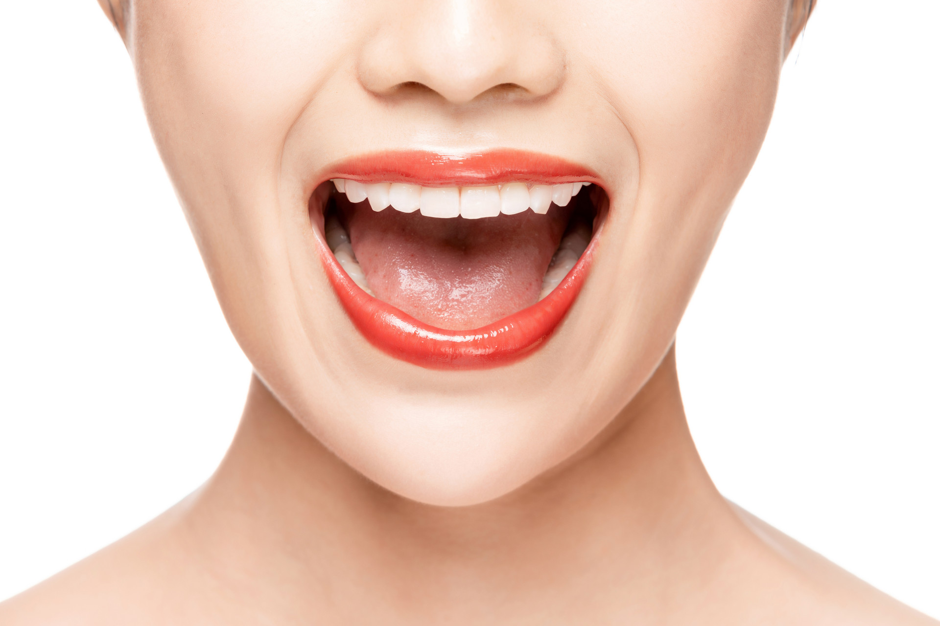 口臭怎么改善 口臭怎么改善 勤刷牙多喝水