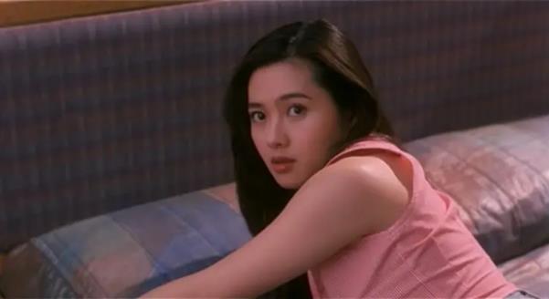 2002年，李丽珍参演了电影《母亲快乐》 2003年，李丽珍参演了电影《妈妈别走》