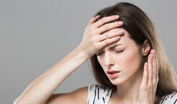 女人40岁后,月经总提前是咋回事？或许是它们在捣蛋,不妨一看