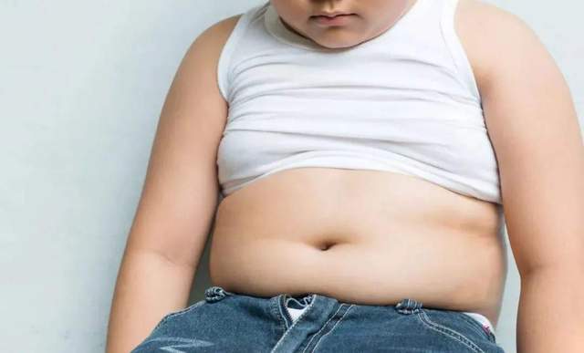 割包皮已然成为＂妈妈病＂,医生：八成的男孩不符合手术标准