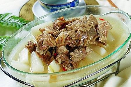 羊肉怎么炖好吃？羊肉炖萝卜的做法