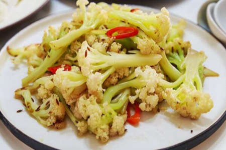 花菜怎么做好吃？这三个花菜的做法大全家常