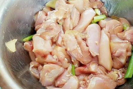 鸡腿怎么做好吃又简单 两种做鸡腿方式总有你喜欢的一款
