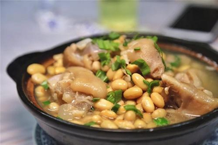 月子吃什么奶水可以变多？月子餐食谱大全健康又营养