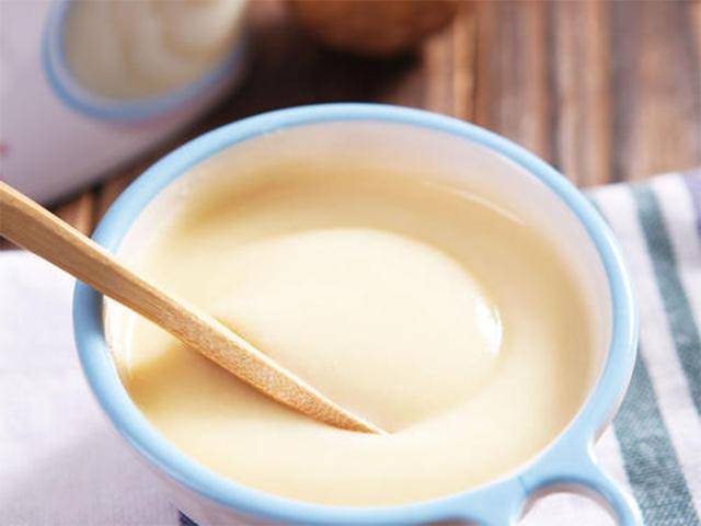 宝宝吃的第一口辅食米粉,吃哪个牌子的米粉比较好？