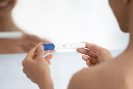 大姨妈推迟几天可以确定怀孕？这三种最早测试怀孕的方法