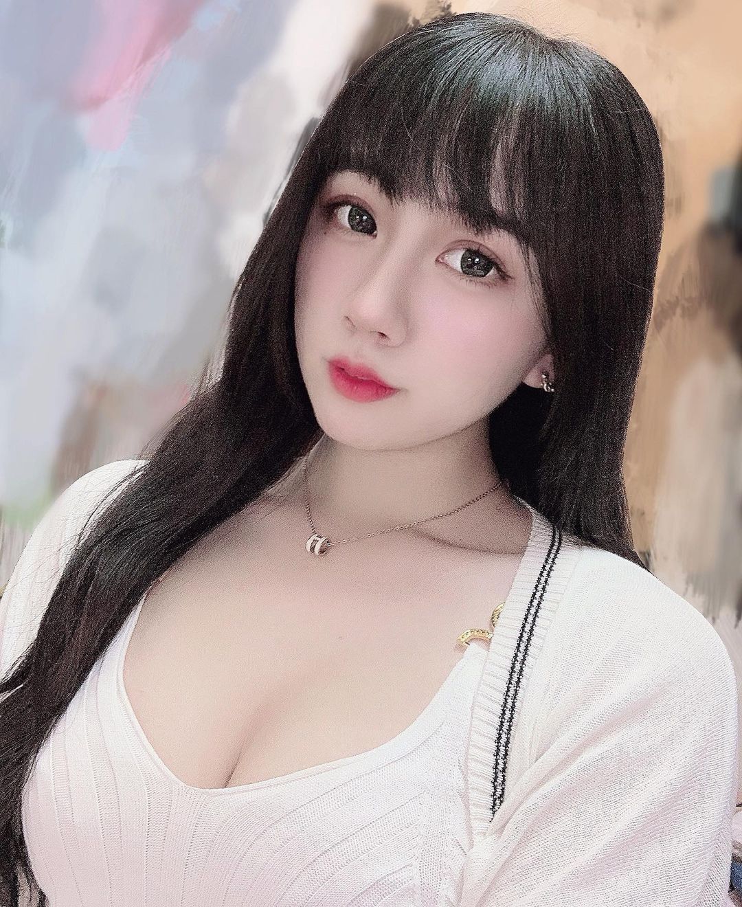 Dear.鹿媗邪恶侧面视角看似就快掉出来