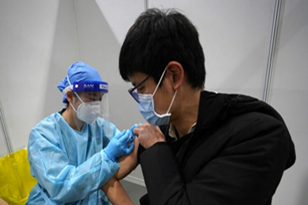 接种完新冠疫苗需要注意什么？接种疫苗后的注意事项有哪些