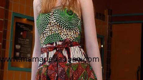 朋友的妈妈用6种方法来打扮得像是在20世纪60年代一样（型的时尚人物）