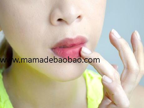 4种方法来涂红色唇膏（颜色深浅度）